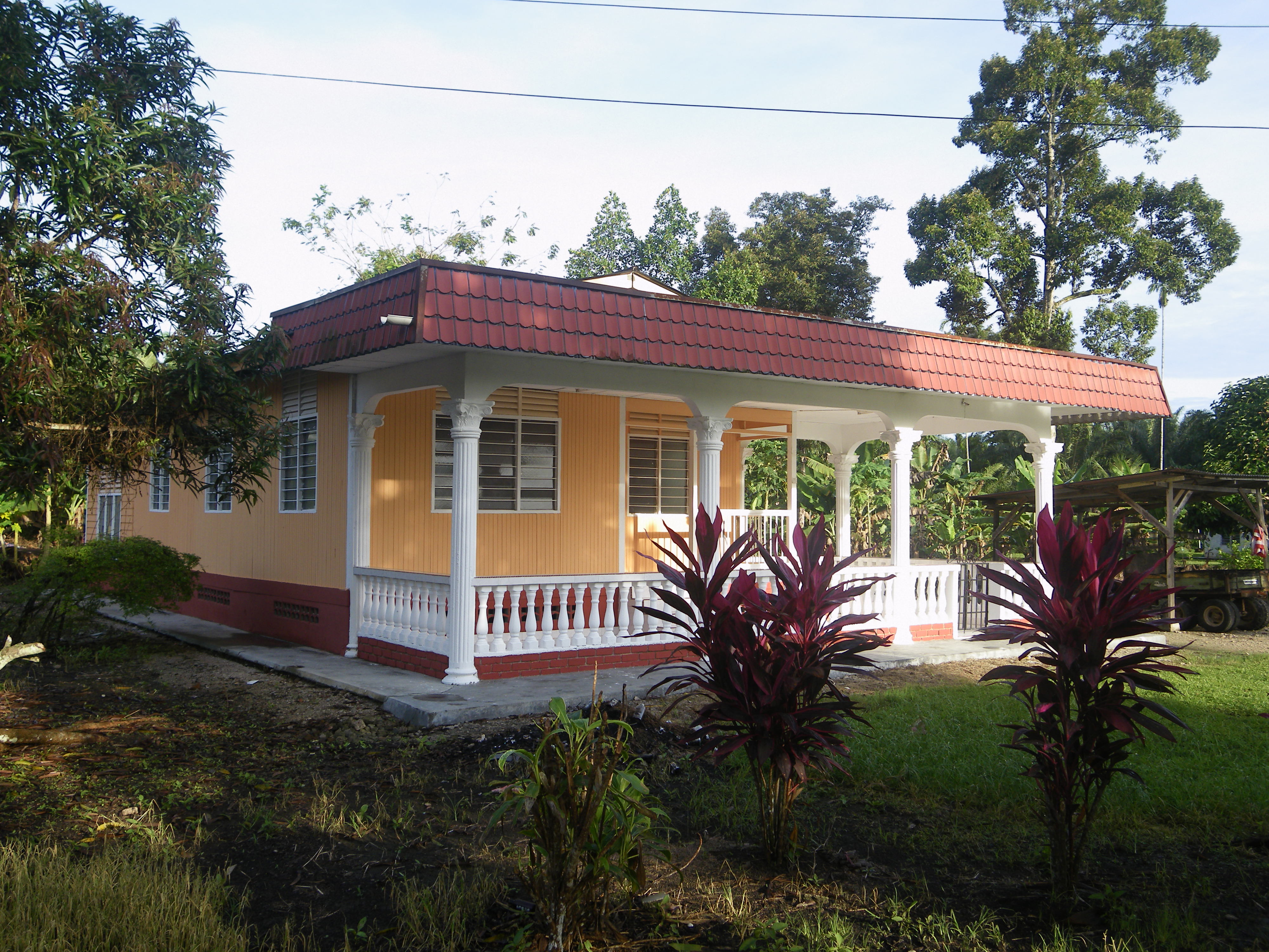 218 Contoh Model Rumah Kampung Gambar Rumah Idaman